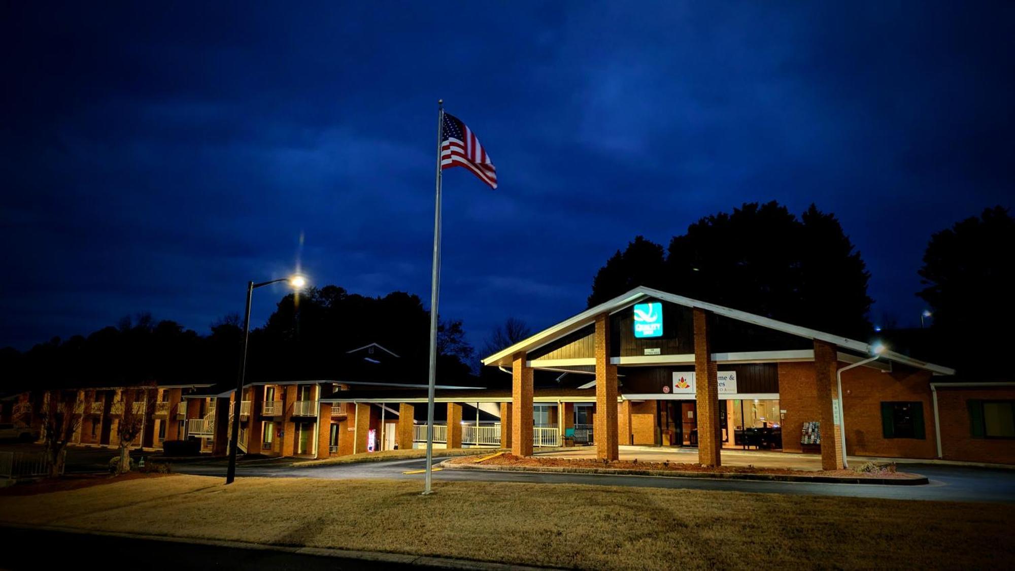 My Home & Suites Toccoa Ngoại thất bức ảnh
